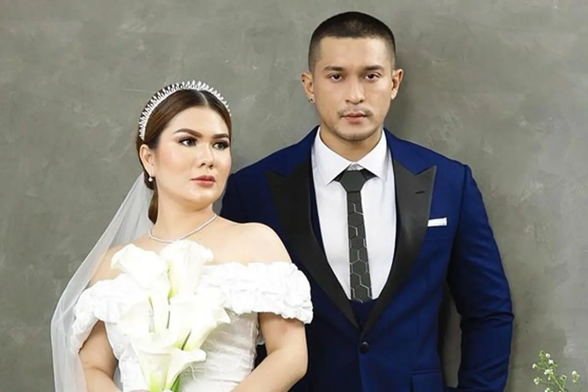 6 Momen Pernikahan Miller Khan dan Farina Rebecca, Digelar Tertutup di Bali