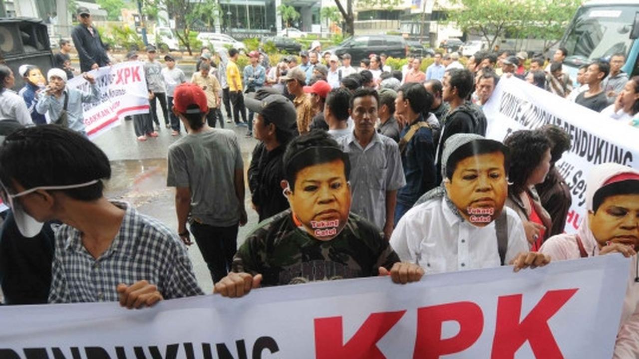 Demo kecam Setya Novanto terkait pencatutan nama Jokowi
