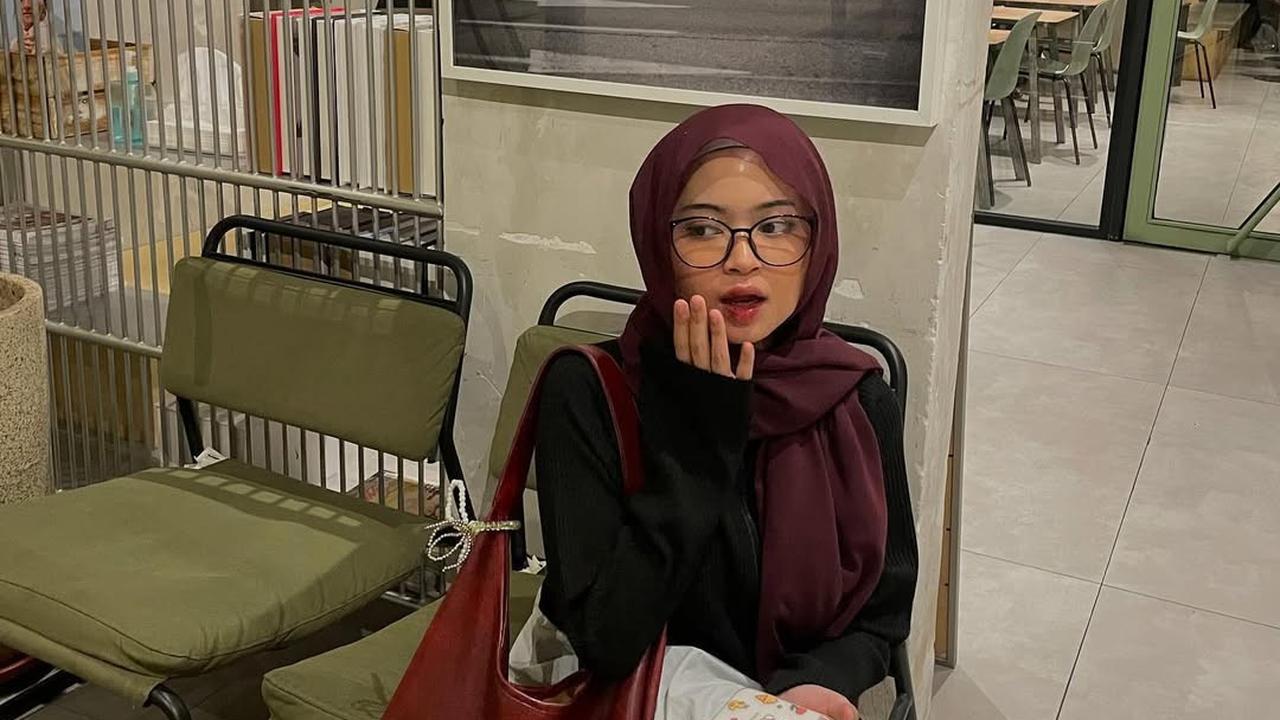 Profil dan Potret Cantik Kesya Tamara Anak Limbad yang Curi Perhatian Nonton Konser JKT48