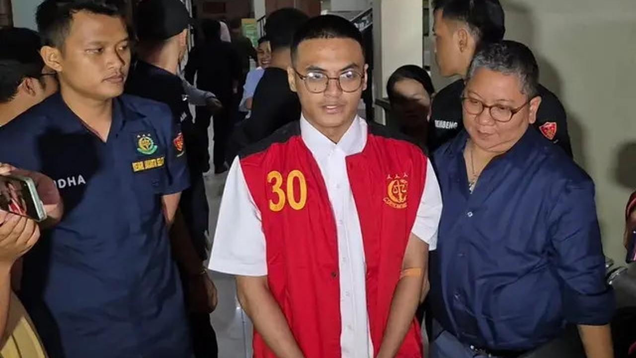 Vadel Badjideh Siapkan 4 Saksi di Sidang Kasus Dugaan Persetubuhan Terhadap Lolly