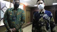 foto Gibran Rakabuming Raka dan Bobby Nasution usai menemui Gubernur Jawa Tengah Ganjar Pranowo di kantornya