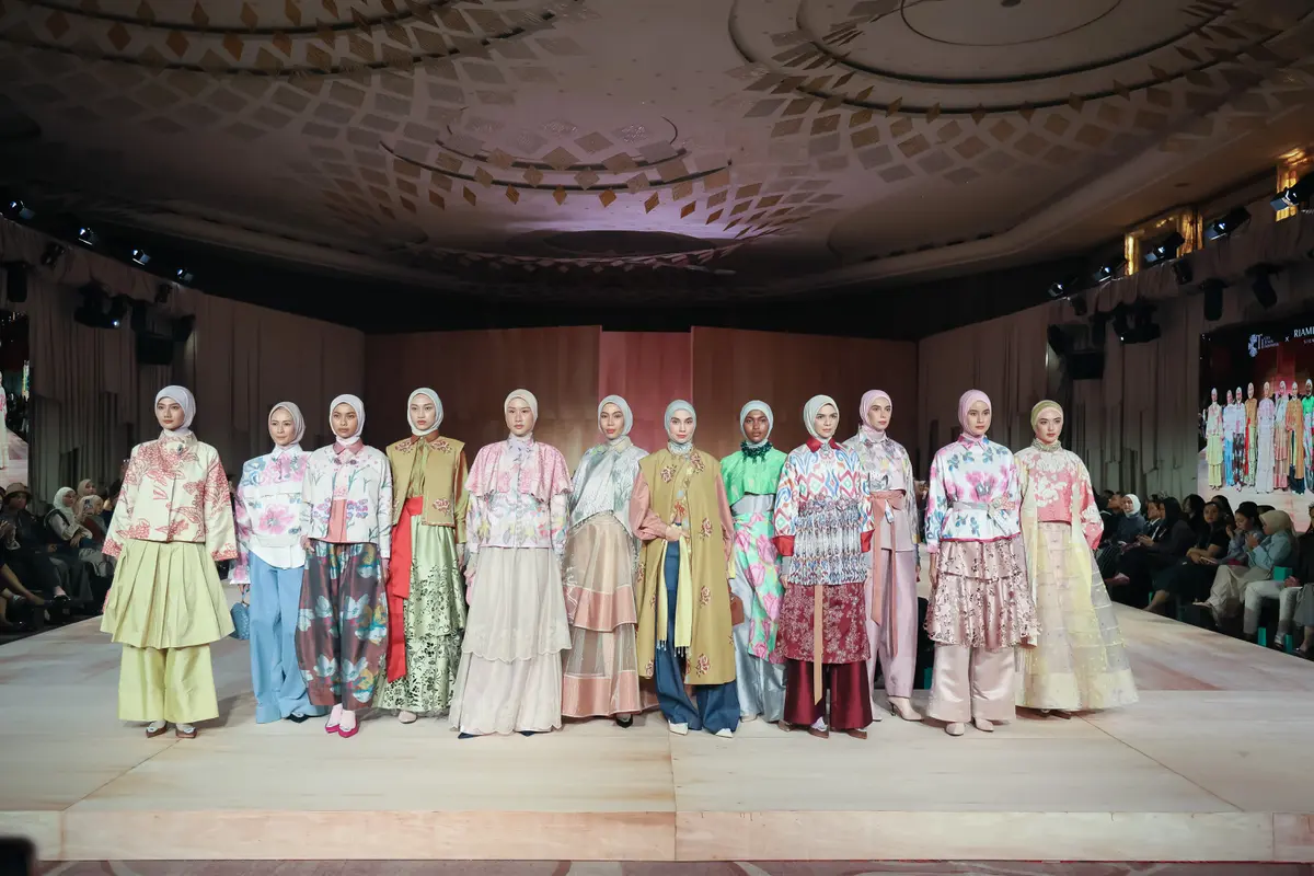 Cita Raya: HIKAYAT,Kolaborasi Spesial Brand Modestwear Tanah air Bersama Lomma x Cita Tenun Indonesia