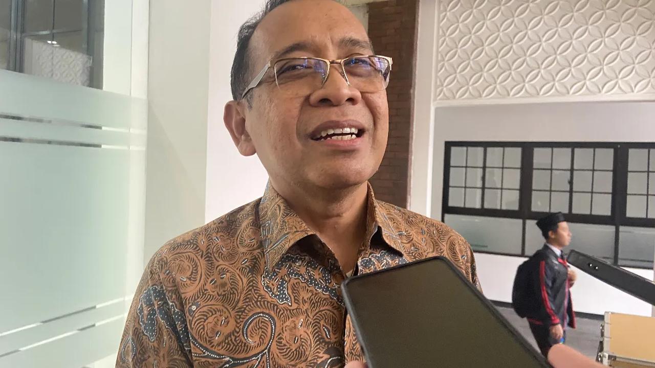 Pratikno mengatakan, alasan pengunduran diri Mentan Syahrul Yasin Limpo untuk fokus menghadapi proses ditangani Komisi Pemberatan Korupsi (KPK).<br>