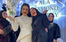 Dalam Balutan Gaun Hitam, Cantiknya Rieta Amilia saat Hadiri Ulang Tahun Ibu Tasya Farasya Ramai Dipuji