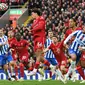 Duel Liverpool kontra Brighton and Hove Albion pada pekan ke-10 Premier League, Sabtu (30/10/2021). Liverpool dan Brighton bermain imbang 2-2 dalam laga ini. (PAUL ELLIS / AFP)