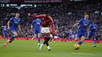 Marcus Rashford mengukir brace saat Manchester United menang 4-0 atas Everton pada laga pekan ke-13 Premier League di Old Trafford, Minggu (1/12/2024) malam WIB. (AP&nbsp;Photo/Dave Thompson)