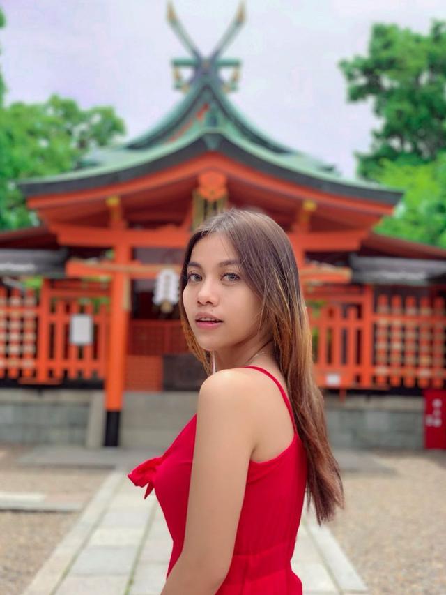 Pesona YouTuber Frissly Herlind. (Sumber: Instagram/frisllyherlind)