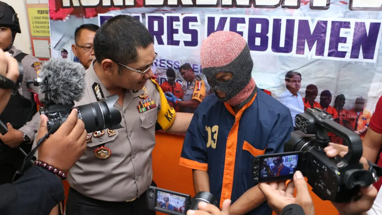 Tersangka pembunuh istri, DR. (Foto: Liputan6.com/Polres Kebumen/Muhamad Ridlo).
