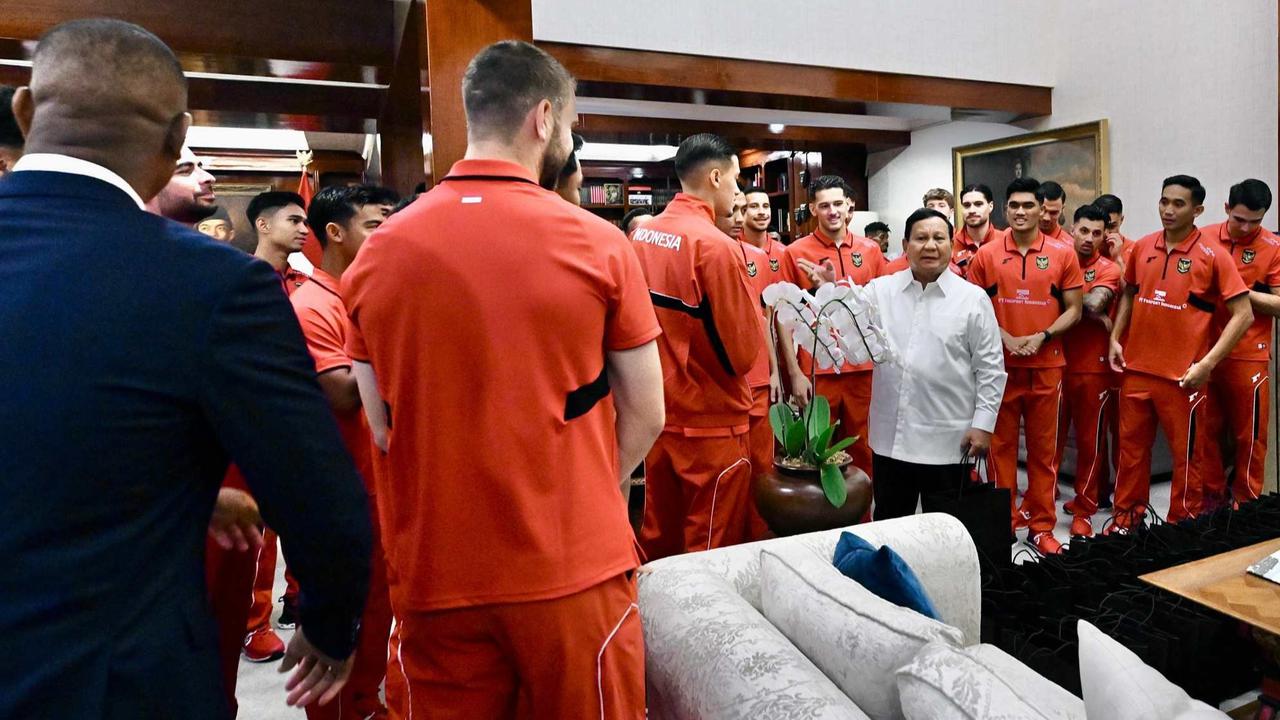Para Pemain Timnas Indonesia hadiri jamuan makan siang di kediaman Prabowo
