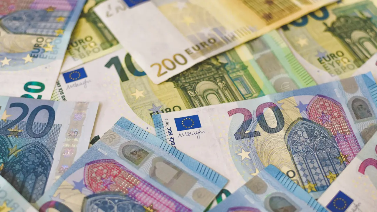 Ilustrasi mata uang Euro