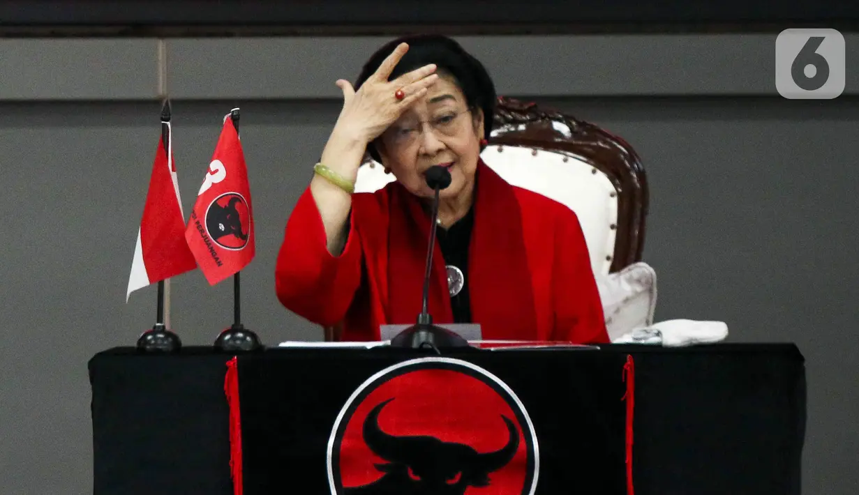 "Di dalam pemilu, pemilihan umum, ada moral dan etika yang harus dijunjung tinggi. Lo saya pernah presiden. Setelah pemilu, enggak ribut saya. Ya sudah, kalau memang betul rakyat itu memilih, ya sudah," ujarnya. (Liputan6.com/Herman Zakharia)
