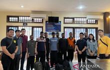 Imigrasi Denpasar Pindahkan Tujuh WNA Bangladesh Ilegal ke Rudenim untuk Deportasi