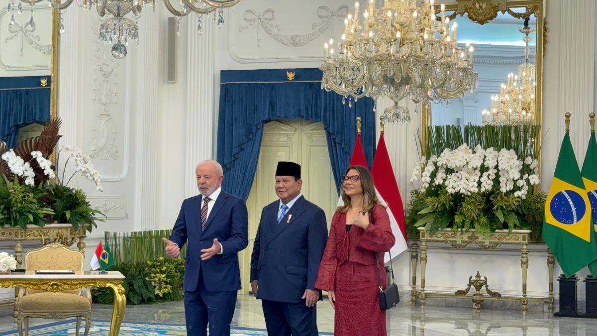 Prabowo Sambut Presiden Brasil Lula da Silva di Istana Merdeka
