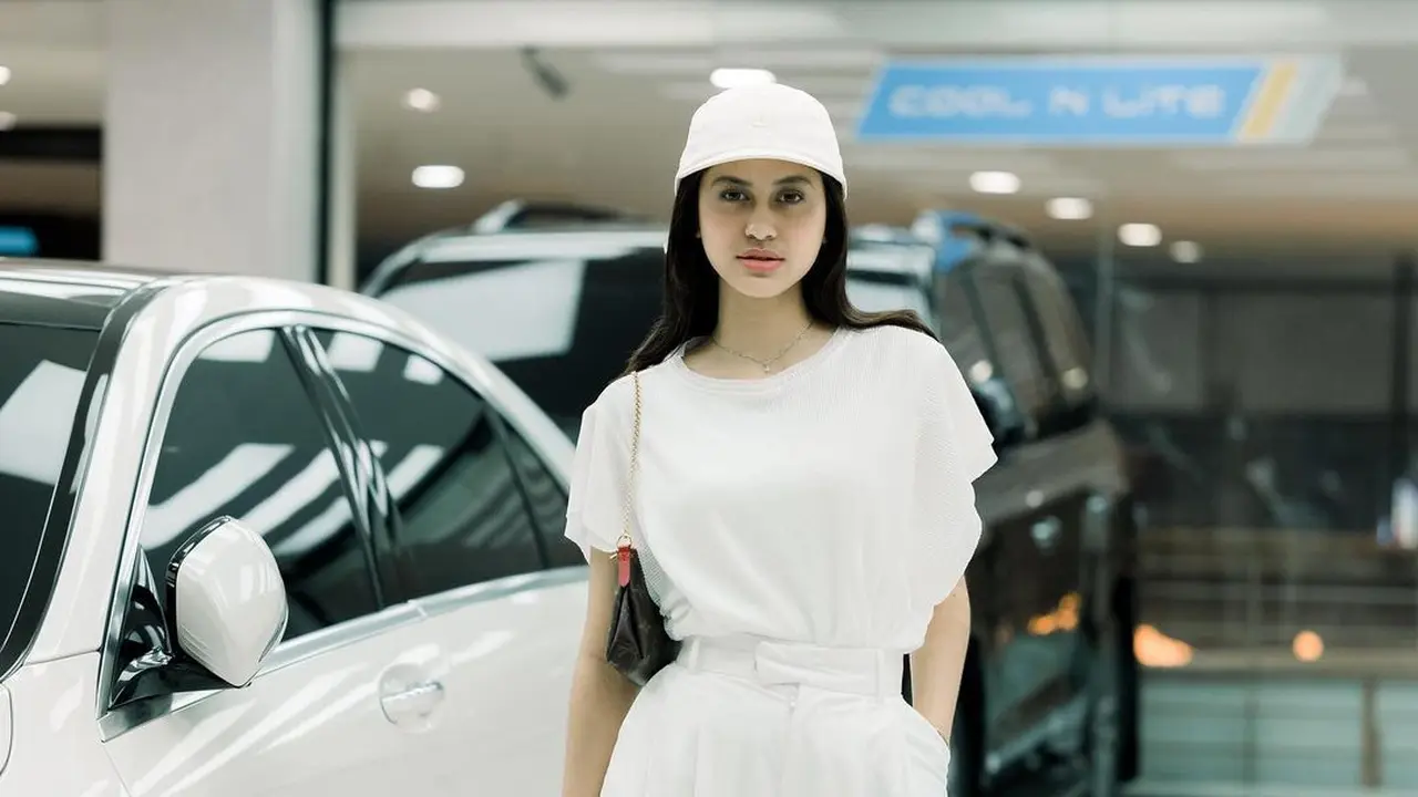 Genap 17 Tahun, Ini 6 Transformasi Asila Maisa yang Makin Mirip dengan Ayahnya
