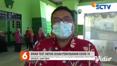 Pegawai Puskesmas Kedungsolo, Porong, mengikuti swab test di Gelanggang Olahraga Sidoarjo, Jawa Timur. Swab test dilakukan, setelah Kepala Puskesmas Kedungsolo, dr Agus Pramono meninggal dunia, diduga akibat Covid-19.