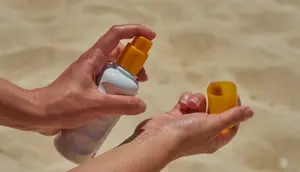 Nggak Takut Makeup Geser, Intip Pilihan Sunscreen Mist Terbaik untuk Re-Apply SPF