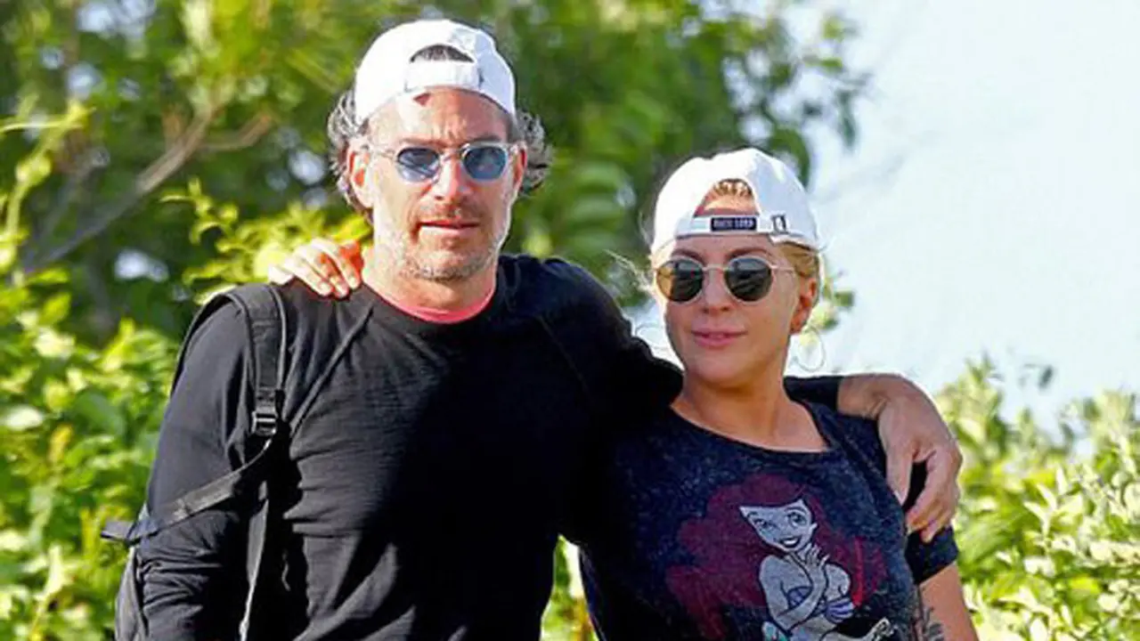[Bintang] Lady Gaga dan Christian Carino