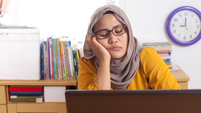 5 Tips Mengatasi Ngantuk Saat Puasa dengan Tetap Menjaga ...