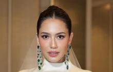 Tampil Super Cantik dan Anggun, Potret Resepsi Pernikahan Mewah Pevita Pearce & Mirzan Meer di Kuala Lumpur