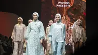 Wardah mempersembahkan presentasi koleksi modest fashion "Modestverse: Future of Beauty" di MUFFEST+ 2024. (dok. PR)