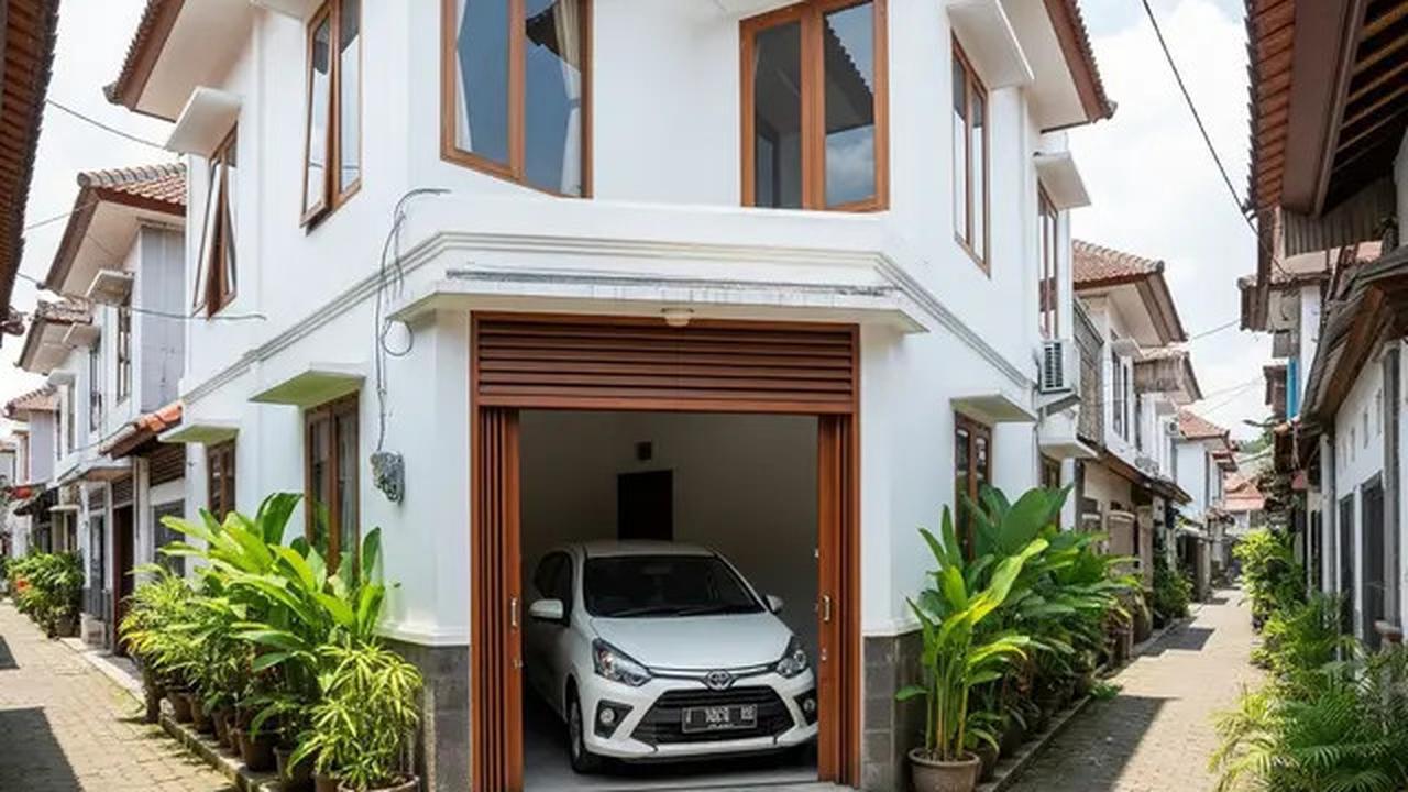 10 Desain Rumah Sempit Ada Garasi Mobil Kecil, Solusi Lahan Terbatas