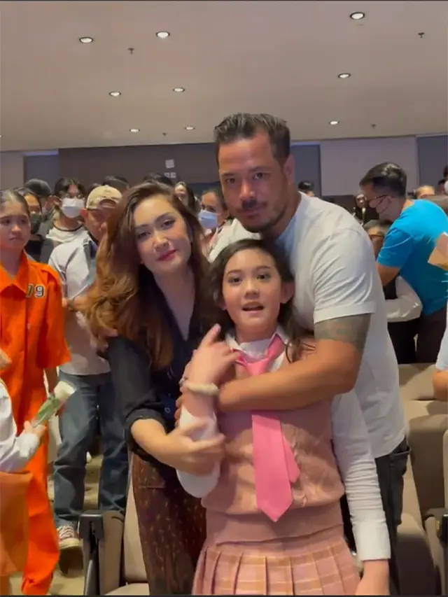 [Fimela] Nafa Urbach