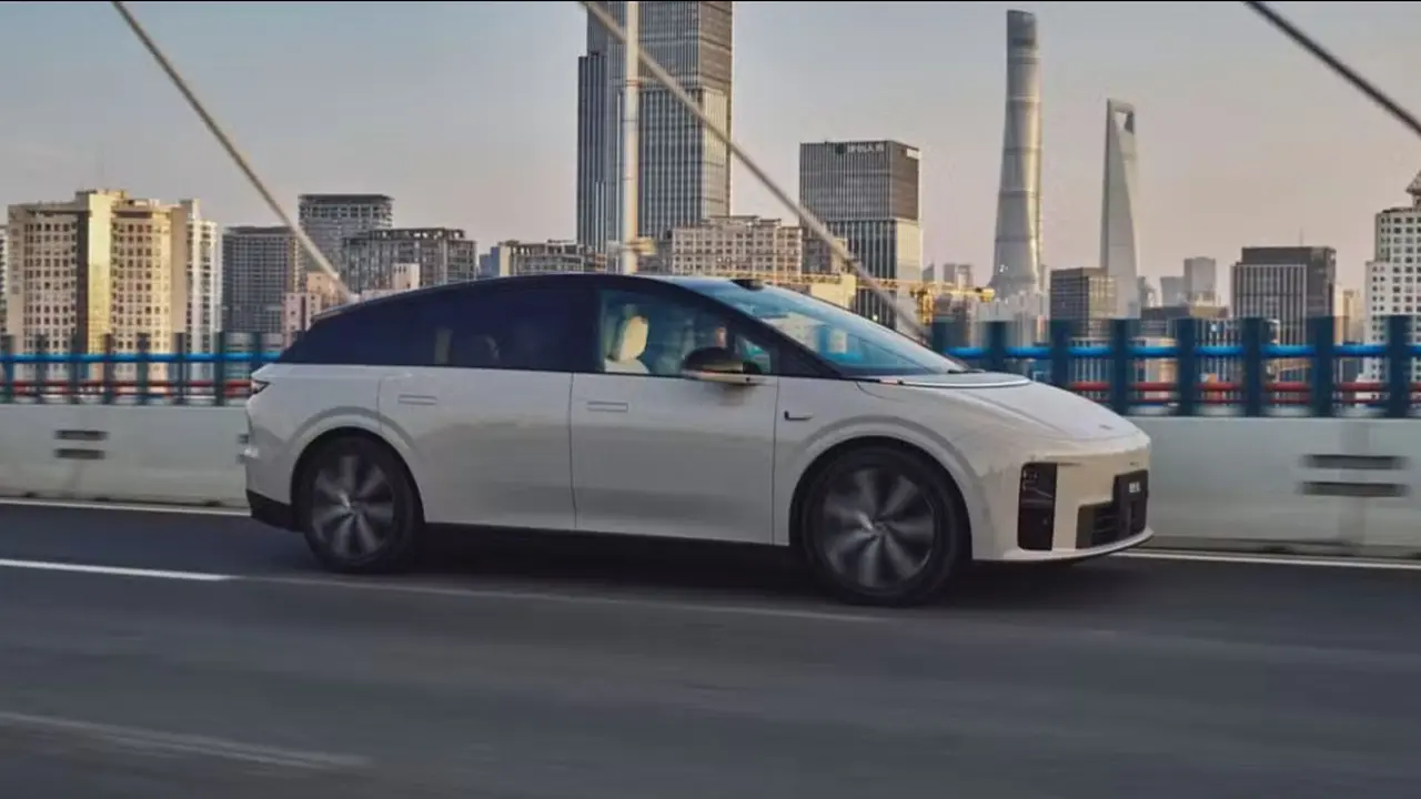 Li Auto i6