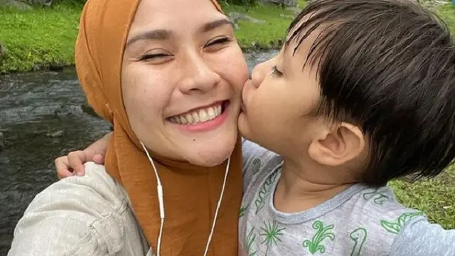 Zaskia Adya Mecca - Bhre Kata (Foto: Instagram/@zaskiaadyamecca)