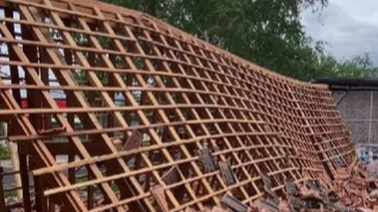 Bikin Merinding, Begini Detik-Detik Angin Kencang Terjang Gunungkidul dan Bikin Bangunan Ambruk