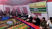 Bersama MA Peduli, Prof Yulius Bantu Warga Terdampak Bencana Sumbar