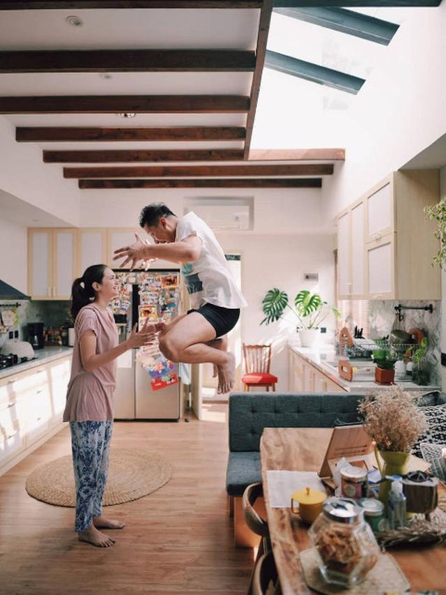 Ringgo Agus Rahman dan Keluarga Selama di Rumah