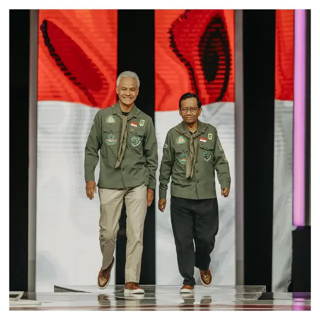 Ganjar Pranowo dan Mahmud MD Curi Perhatian Kenakan Beskap Ramah Lingkungan Usai Debat Cawapres Keempat