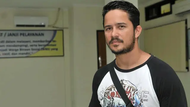 3. Fathir Muchtar - Fera Feriska