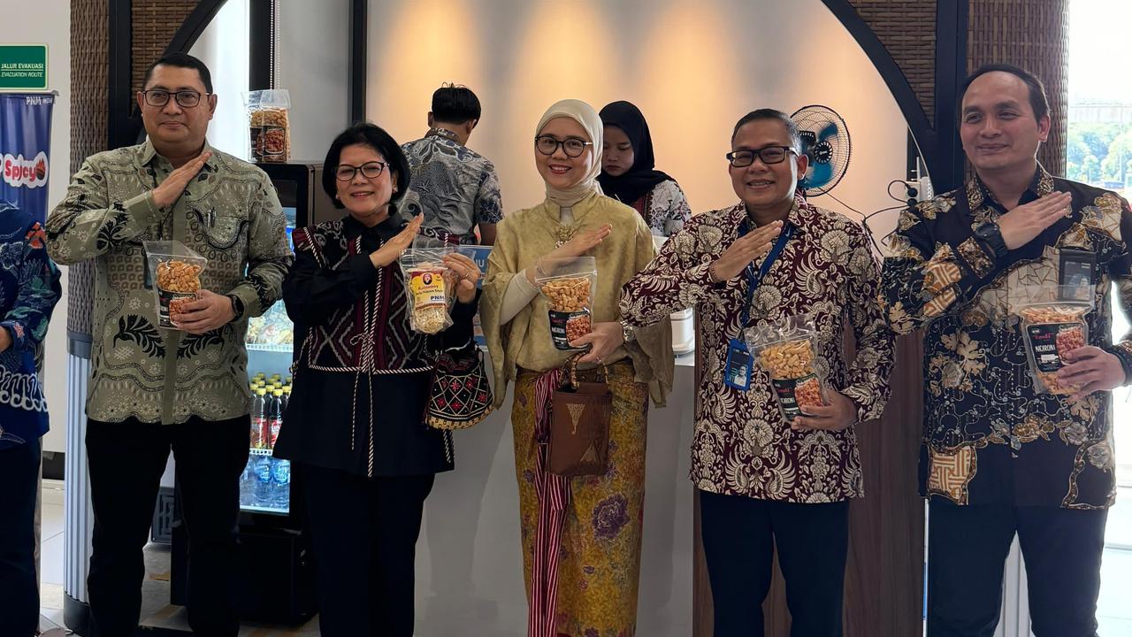 Cerita Usaha Keripik Nasabah PNM Melesat Bersama Whoosh Kereta Cepat