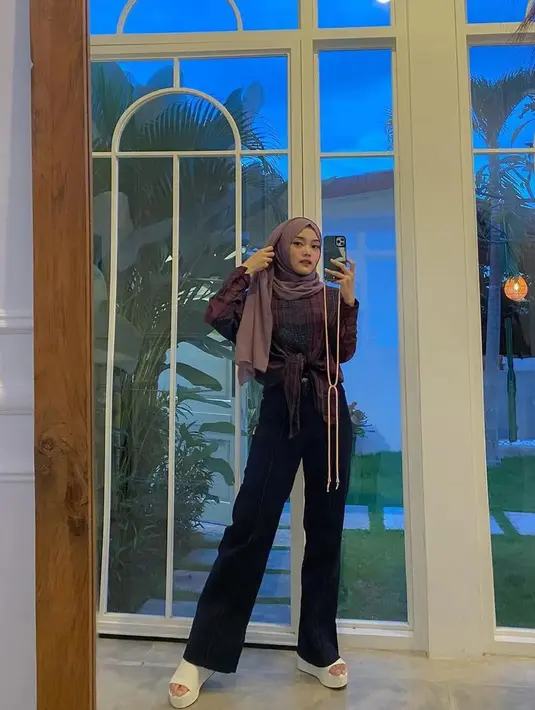 Putri Delina (Instagram/putridelinaa)