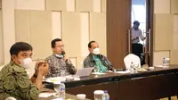 Kementerian Koordinator Bidang Kemaritiman dan Investasi (Kemenko Marves) melalui Deputi Bidang Koordinasi Kedaulatan Maritim dan Energi melakukan rapat koordinasi penyusunan rancangan SMK-3 khusus industri galangan kapal, di Cirebon, Jawa barat.