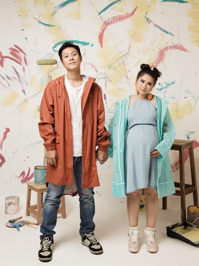 Potret perjalanan cinta Putri Titian dan Junior Liem