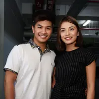 Pasangan pengantin baru, Chelsea Olivia dan Glenn Alinskie ini menghabiskan malam tahun barunya di Korea. (Deki Prayoga/Bintang.com)