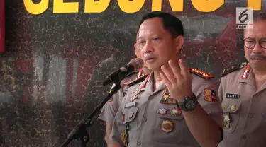 Kapolri Jenderal Tito Karnavian menyebutkan motif penembakan polisi di Cirebon diduga aksi balas dendam oleh salah satu anggota Jamaah Ansharut Daulah atau JAD.