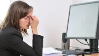 Mata Lelah Karena Layar Komputer: Computer Vision Syndrome