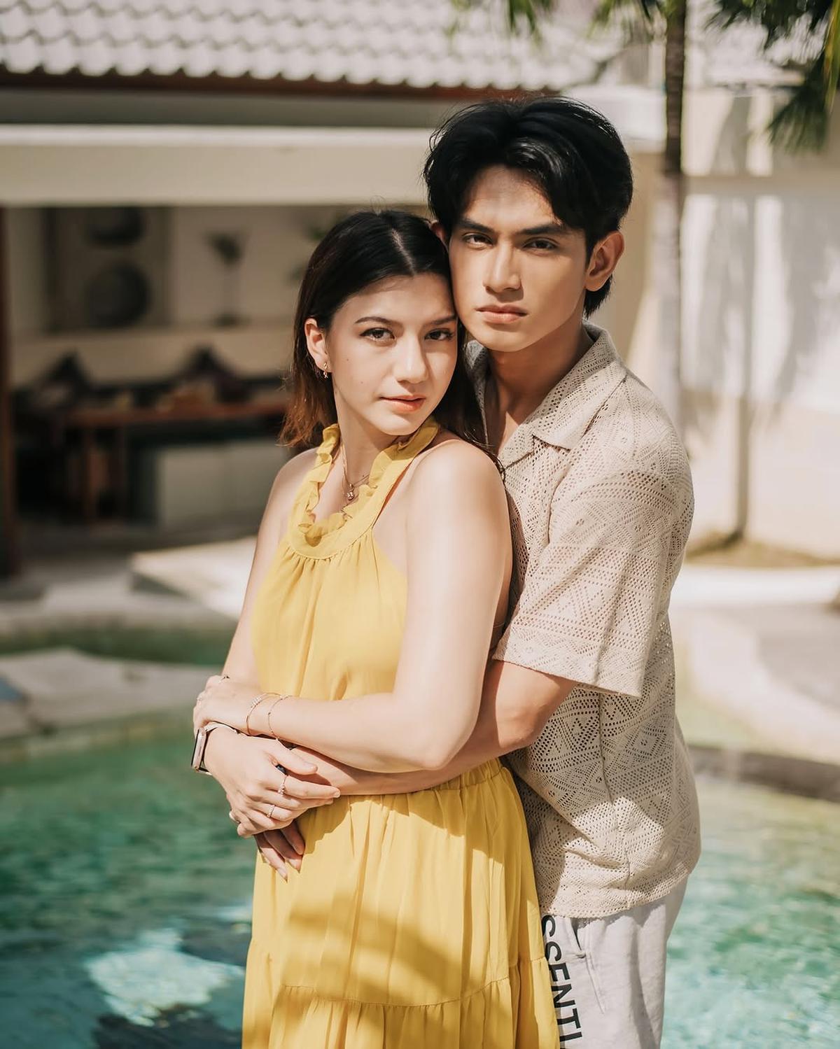Potret Romantis dan Mesra Cassandra Lee dan Suami saat Monthversary Pernikahan ke-6, Dirayakan di Lombok