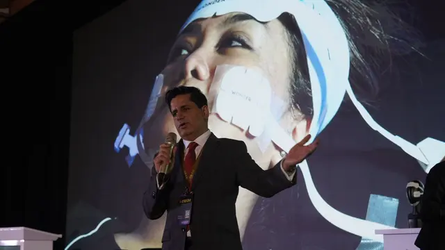 Mengencangkan Otot Wajah dengan Perawatan WonderFace Asal Spanyol Sudah Hadir di Indonesia