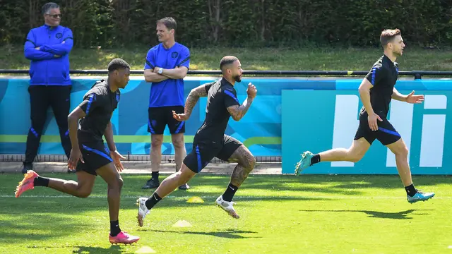 Sesi Latihan Belanda vs Austria