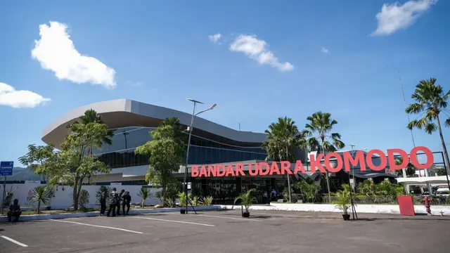 602 Wisatawan Tertahan di Labuan Bajo Imbas Erupsi Gunung Lewotobi Laki-Laki, Sejumlah Hotel Beri Diskon Kamar 50 Persen