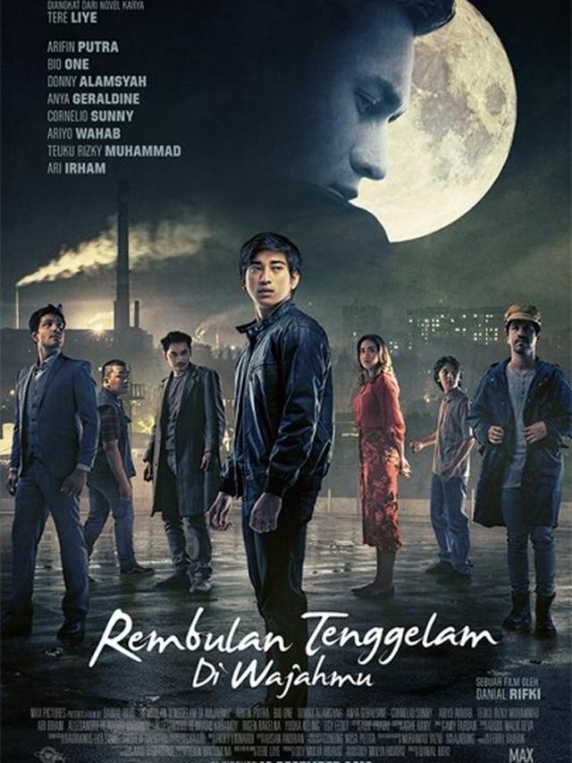 Poster film Rembulan Tenggalam Di Wajahmu. (Foto: Dok. Max Pictures)