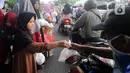 Kegiatan ini dalam rangka memupuk nilai kebaikan untuk berbagi kepada sesama bagi anak di bulan Ramadhan. (merdeka.com/Arie Basuki)