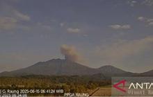 Gunung Raung Erupsi, Tinggi Kolom Letusan Capai 1.200 Meter