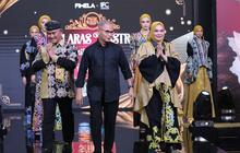 Desainer Wignyo Rahadi Hadirkan 'Exotica', Keindahan Kain Tarakan di Parade Wastra Nusantara 2025