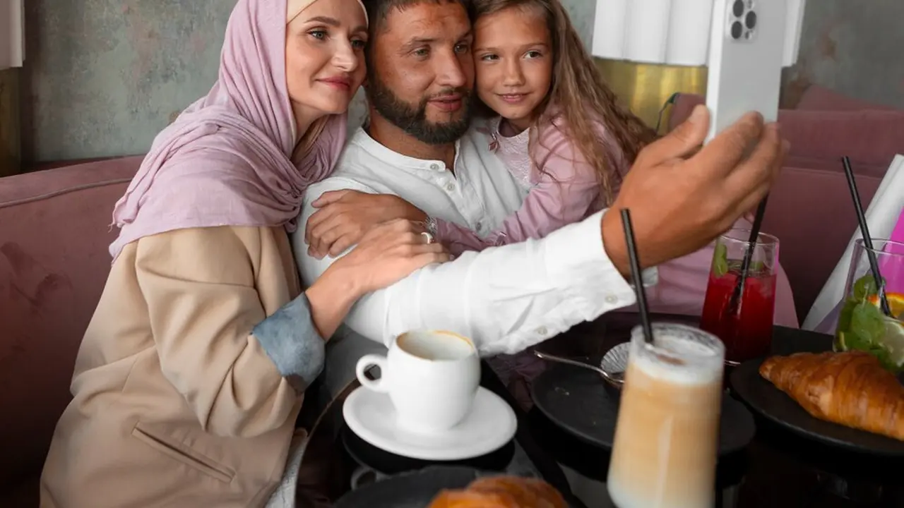 7 Ide Foto Keluarga yang Instagramable Saat Lebaran/freepik.com