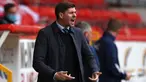 Sebagai pemain, Steven Gerrard telah membela Liverpool selama 17 tahun. Ia pergi dari Anfield pada akhir musim 2014/2015. Karir bermainnya dilanjutkan di LA Galaxy hingga 2016. Lepas itu, ia menukangi Glasgow Rangers dan sukses mempersembahkan gelar di tahun ke-3. (AFP/Andrew Milligan)